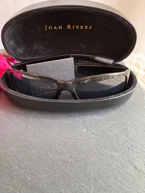Joan Rivers Classics Collection Wrap-Around Sunglasses with Original Hard Case main image 6